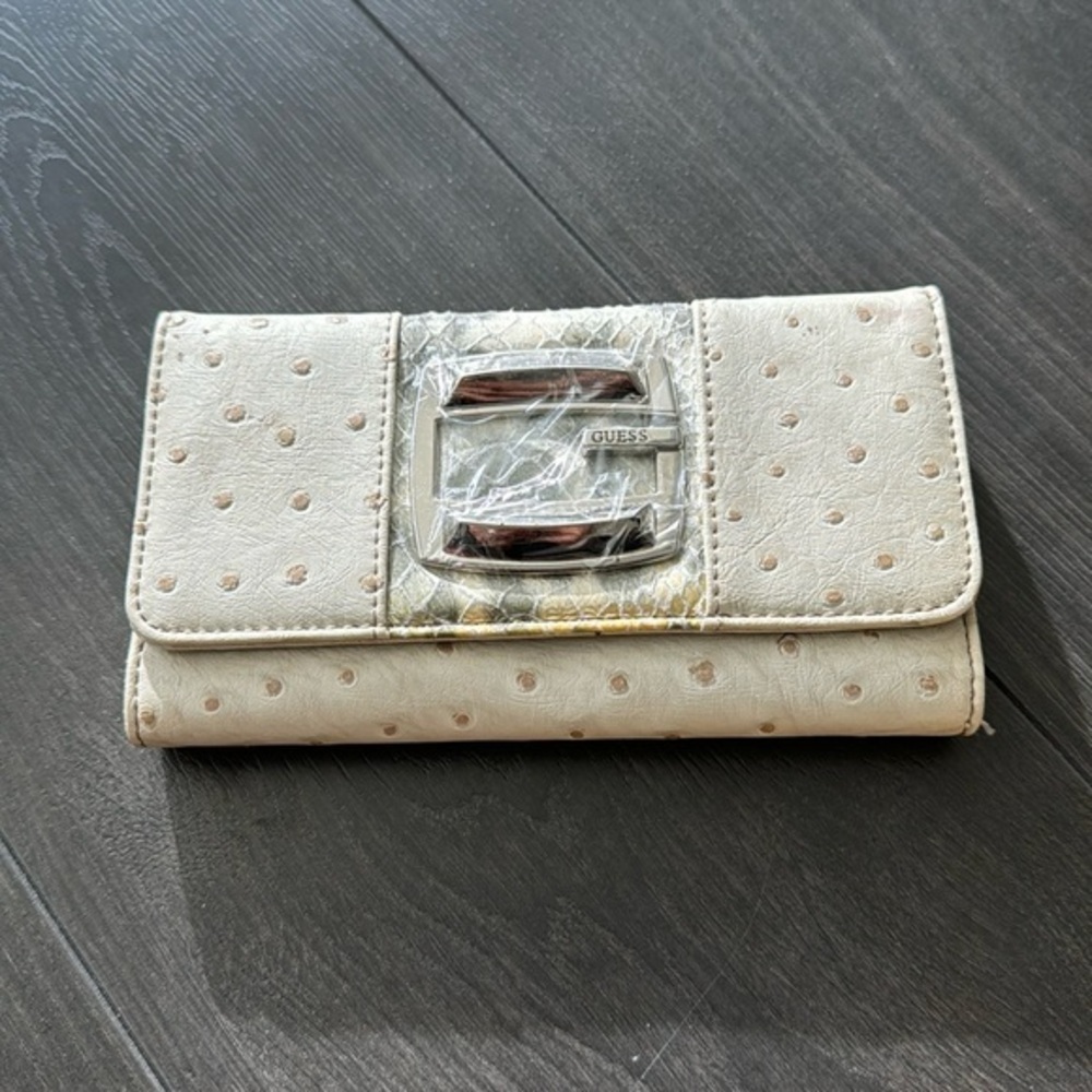 Guess - White Dotted Wallet